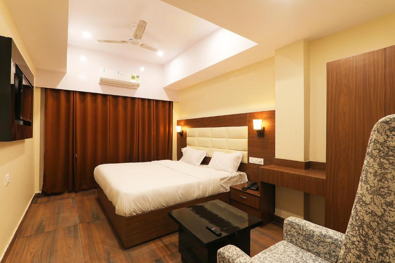 Fabhotel Blueark Лакхнау Экстерьер фото
